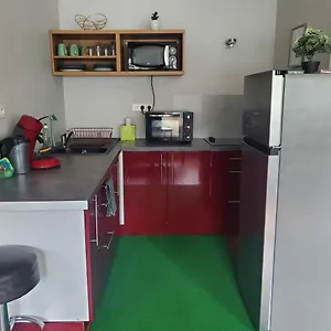  Apartment Dolphin's House