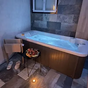 La Splenzia Jacuzzi Wifi Clim Avignon