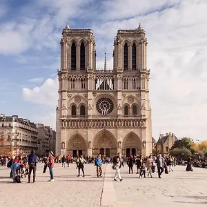 Grand & Bel Apartement Pres De Notre Dame Et La Seine Appartement Paris