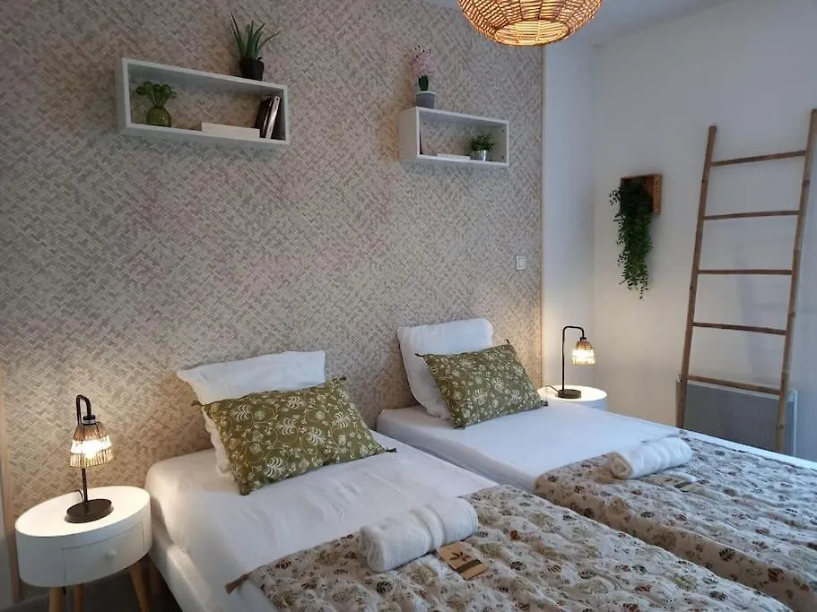 Appartement 8 Personnes En Face Des Remparts Climatise Avec Terrasse Et Parking Avignon Apartmán